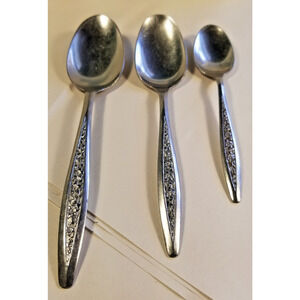 Vintage CUSTOMCRAFT Superior Silverware CUS5 3 Spoons